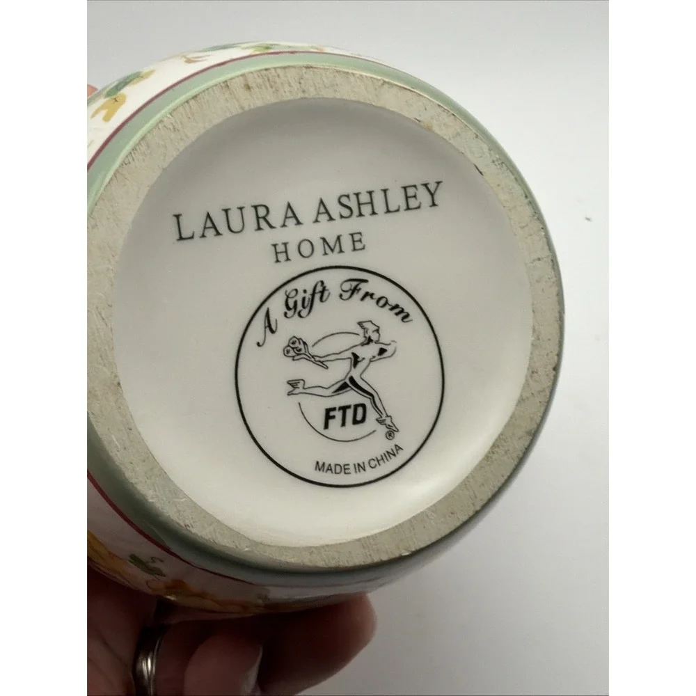 Laura Ashley Flower Vase 8